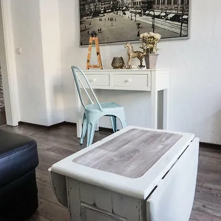 Fuchsbau Leipzig-schkeuditz 아파트