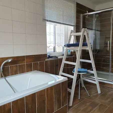 Fuchsbau Leipzig-schkeuditz * 슈코이디츠